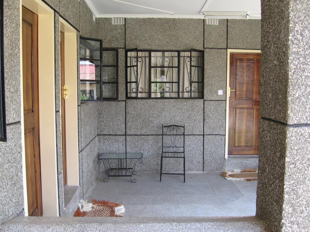 The Stone Guest House Livingstone Dış mekan fotoğraf