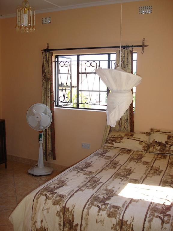 The Stone Guest House Livingstone Dış mekan fotoğraf
